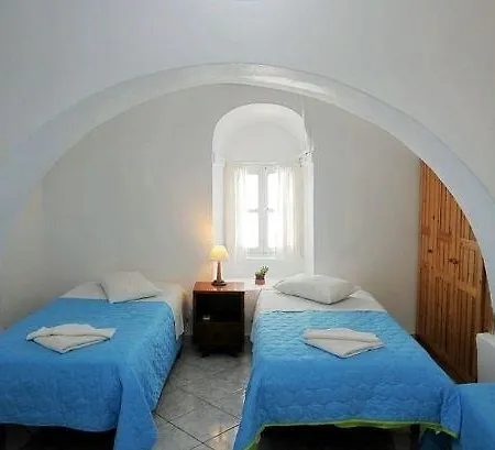 Aphrodite Garden & Mykonos Town