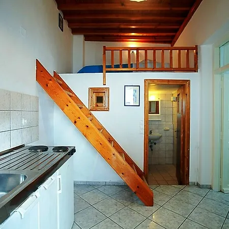 Aphrodite Garden & Hotel 3*